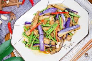 今日份茄瓜炒豆角的说说,今日份茄瓜炒豆角，色香味俱全