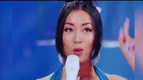 明星网红唱歌名场面搞笑,笑翻全场！明星网红唱歌名场面大盘点
