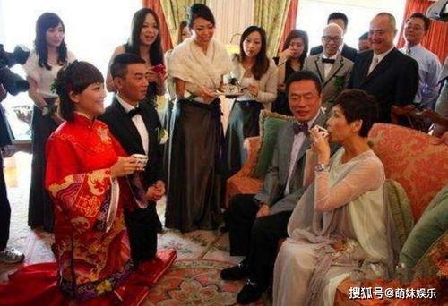 明星网红结婚跪拜父母视频,感人跪拜父母瞬间引网友泪目