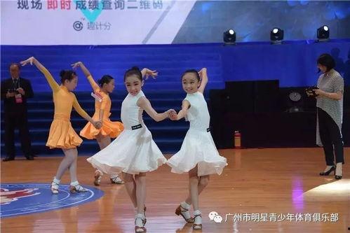 小明星网红唱歌学跳舞,唱歌学跳舞，才艺升级之旅