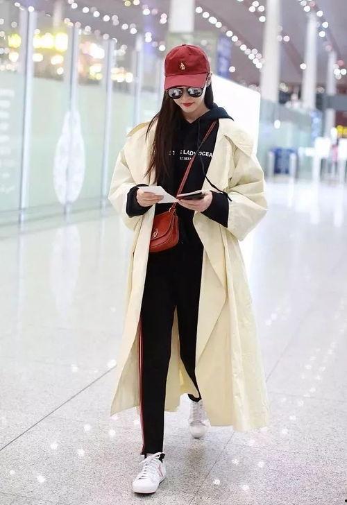 明星网红代言大衣图片女,明星网红演绎大衣魅力