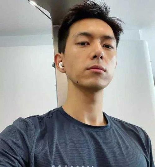 小眼睛男明星网红,网红界的独特风采