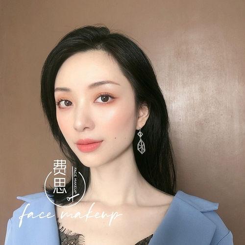 有哪些明星网红化妆的,美妆界的明星效应