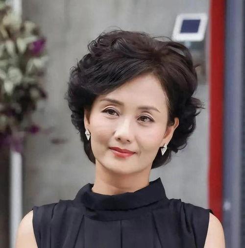 明星网红蹭奥运冠军,奥运冠军光环下的网红蹭热度现象解析