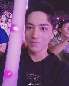 明星网红演唱会现场,明星网红演唱会现场盛况全纪录