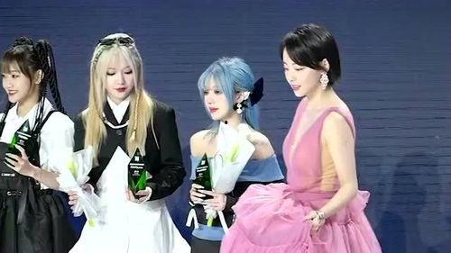 明星网红同台照图片大全,明星网红同框瞬间，视觉盛宴大盘点