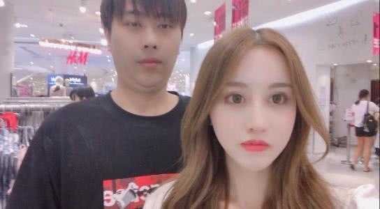 明星网红主播大秀,明星效应引领潮流