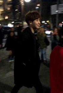 路上偶遇明星网红是谁呀,揭秘神秘邂逅背后的故事