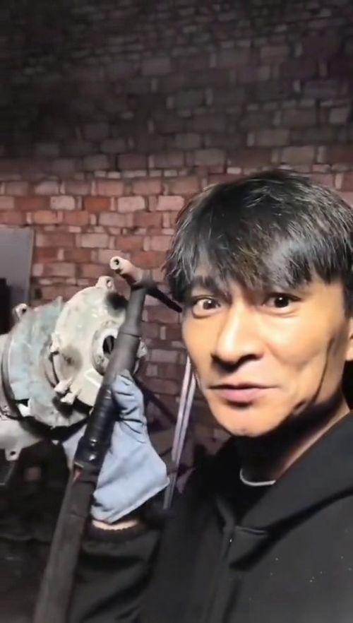 电焊明星网红是谁啊,揭秘电焊网红的传奇人生