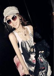 明星网红同款背心搭配,夏日穿搭新潮流