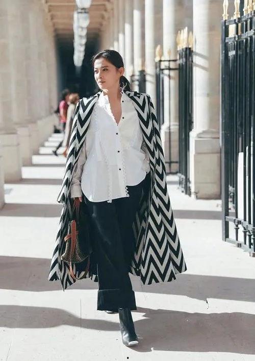 明星网红穿芬迪毛衣,网红明星演绎芬迪毛衣时尚风采