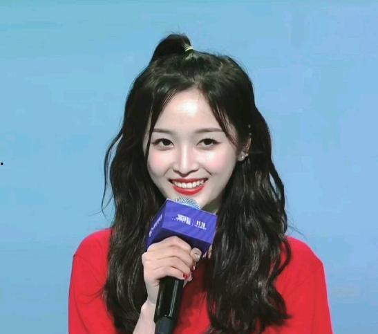 热点明星网红近期有谁,盘点近期爆红的明星网红