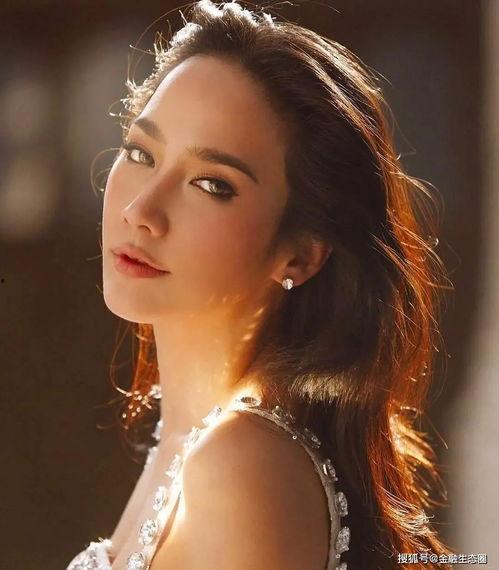 女明星网红抖音号,揭秘网红女明星的抖音魅力之旅”