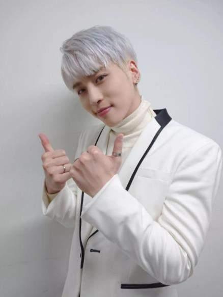 离世的明星网红是谁呀,离世网红的璀璨人生回顾